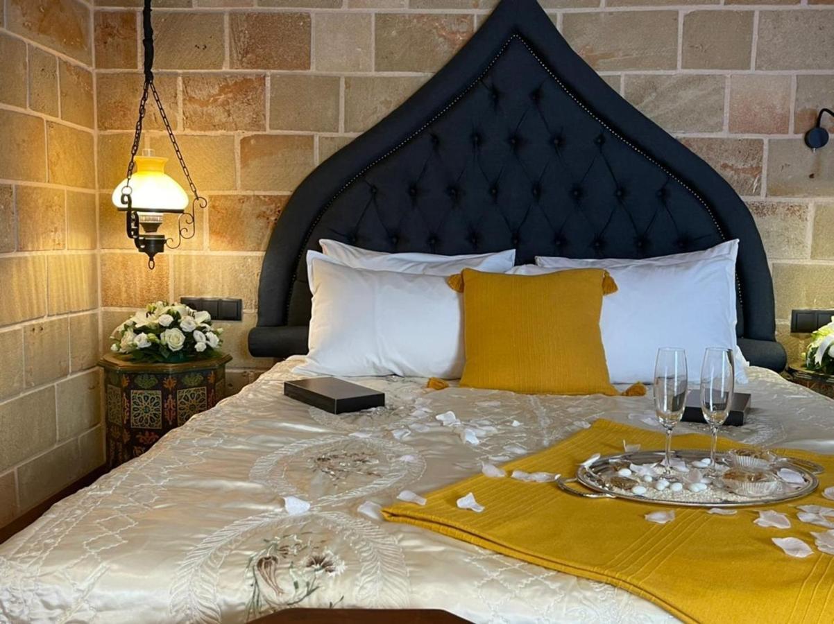 Utopia Luxury Suites - Old Town Rhodes City Exteriör bild